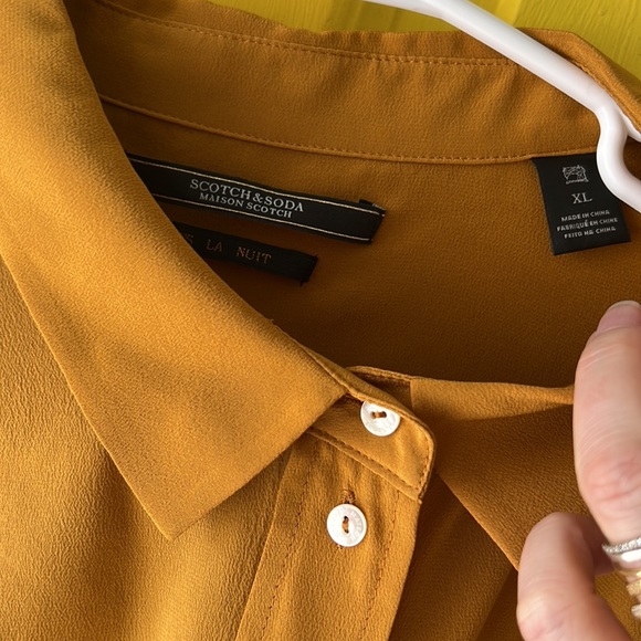 Scotch and soda mustard yellow drapey silk button up blouse xl never worn - Picture 2 of 5